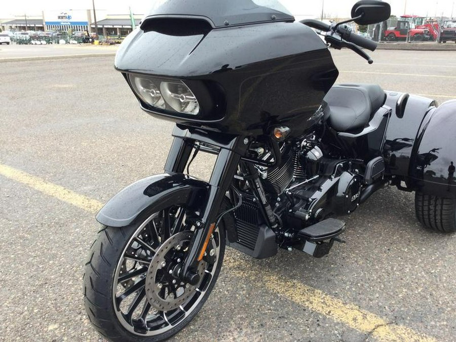 2024 Harley-Davidson® FLTRT - Road Glide® 3