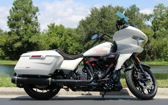 2024 Harley-Davidson CVO Road Glide ST Review [13 Fast Facts]