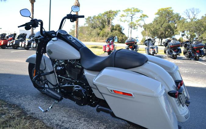 FLHRXS 2025 Road King™ Special