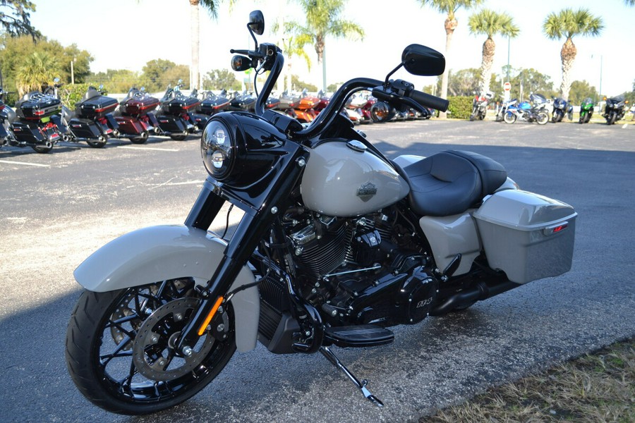 FLHRXS 2025 Road King™ Special