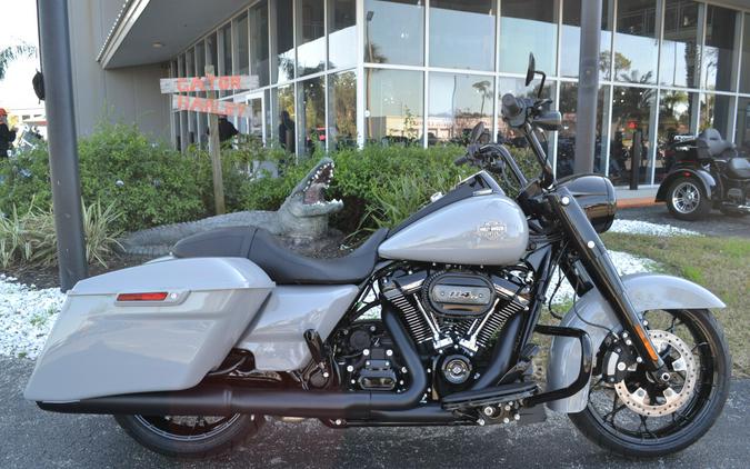 FLHRXS 2025 Road King™ Special