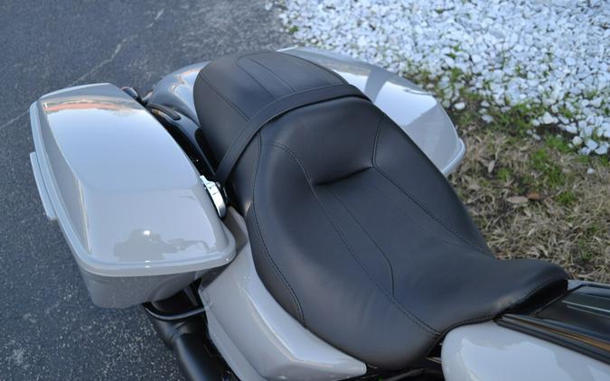 FLHRXS 2025 Road King™ Special
