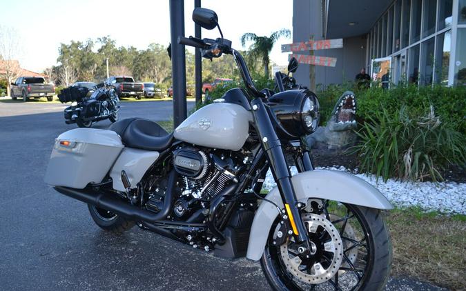 FLHRXS 2025 Road King™ Special