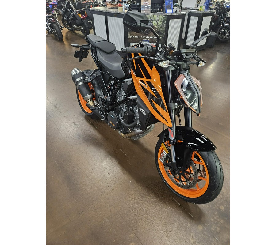 2019 KTM 1290 SUPER DUKE R