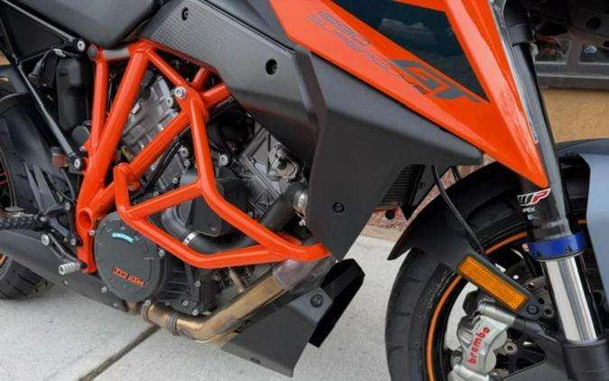 2023 KTM 1290 Super Duke GT
