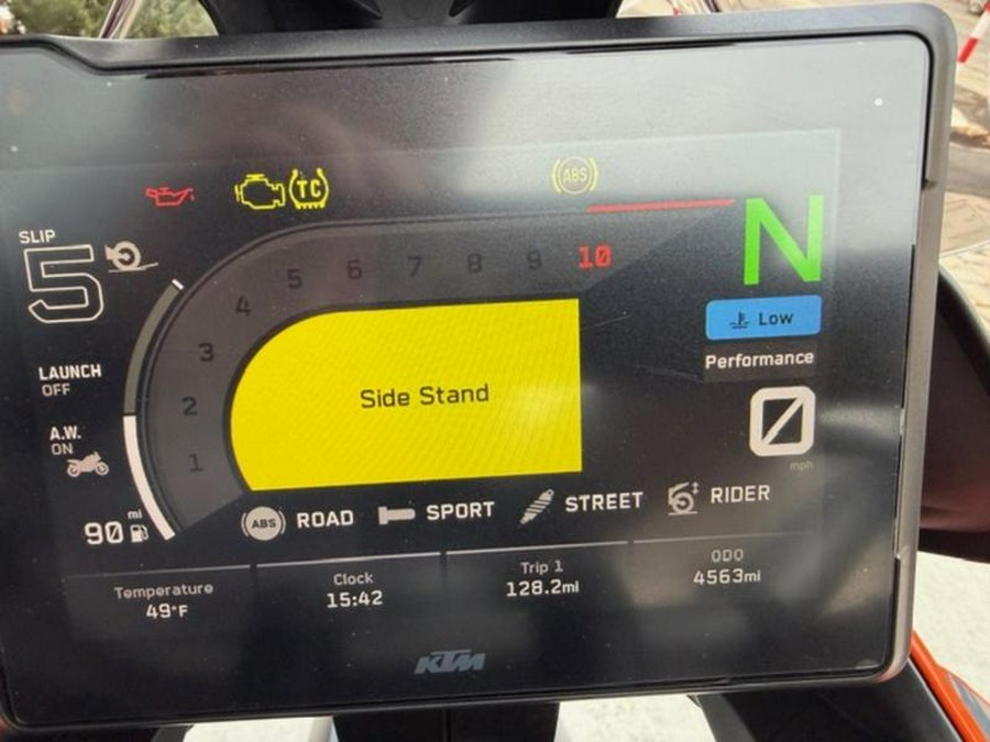 2023 KTM 1290 Super Duke GT