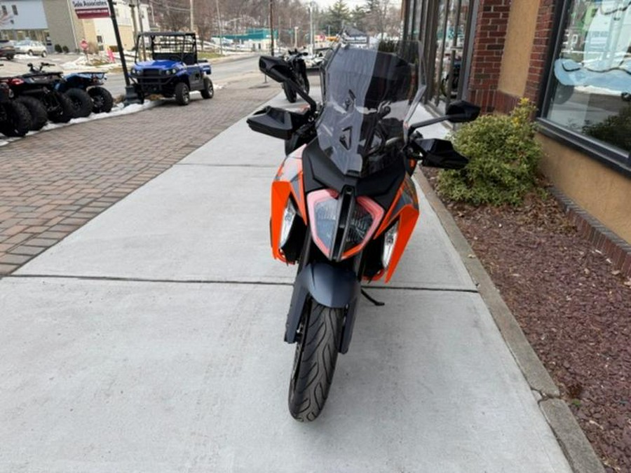 2023 KTM 1290 Super Duke GT