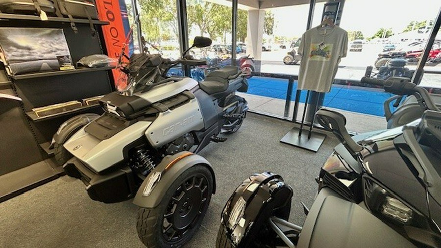 2025 Can-Am Canyon Standard