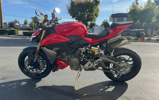 2026 Ducati Streetfighter V2