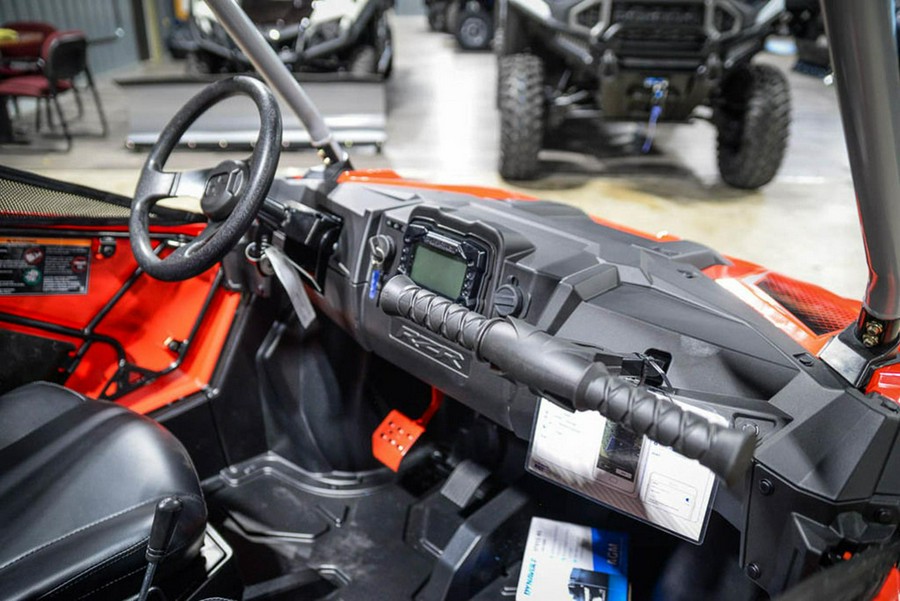 2026 Polaris RZR 200 EFI