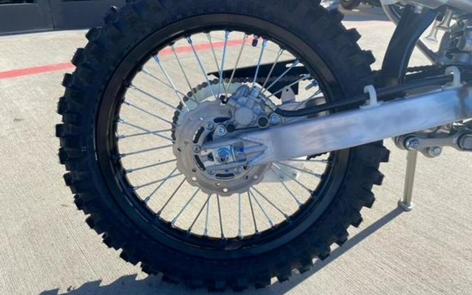 2026 Kawasaki KLX®140R F