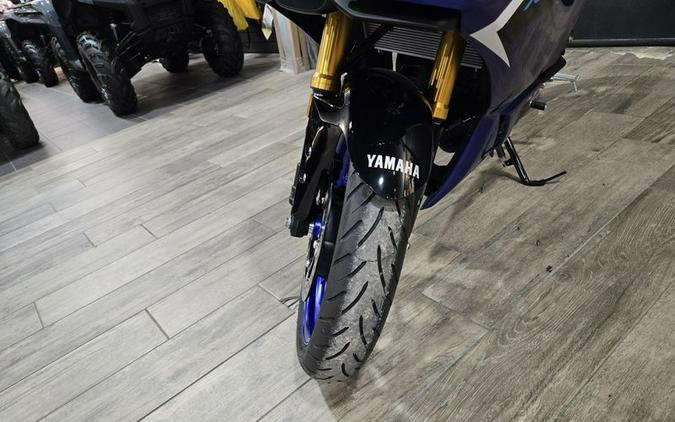 New 2025 YAMAHA YZFR3 ABS