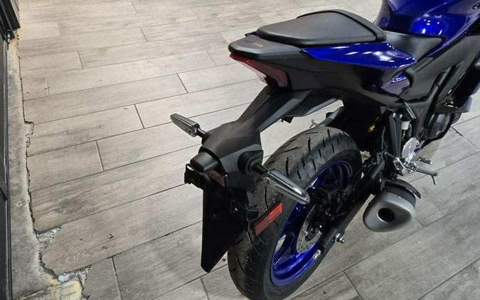 New 2025 YAMAHA YZFR3 ABS