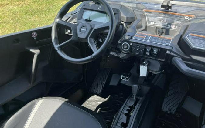 2025 Can-Am Commander XT 1000R