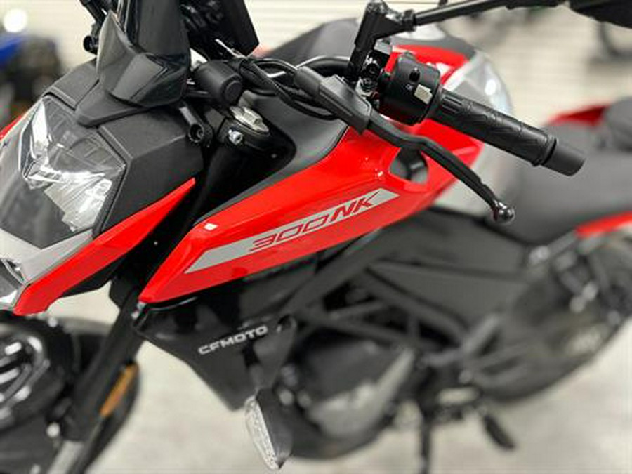 2024 CFMOTO 300NK
