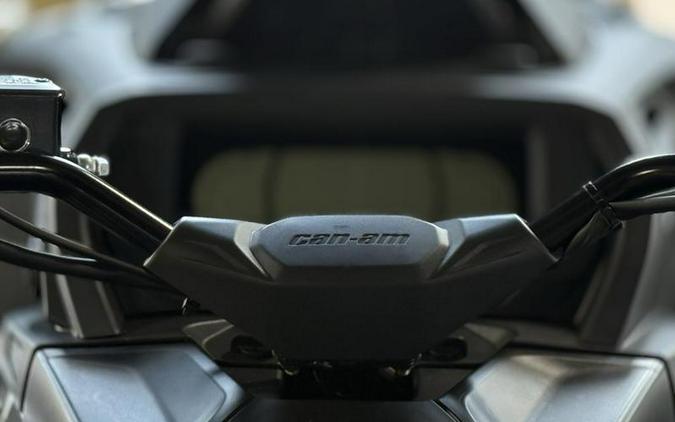 2026 Can-Am® Outlander X mr 850