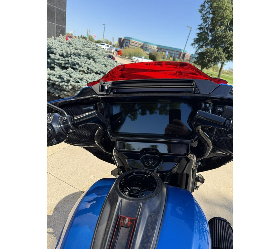 2026 Harley-Davidson® CVO Street Glide ST Electric Coast