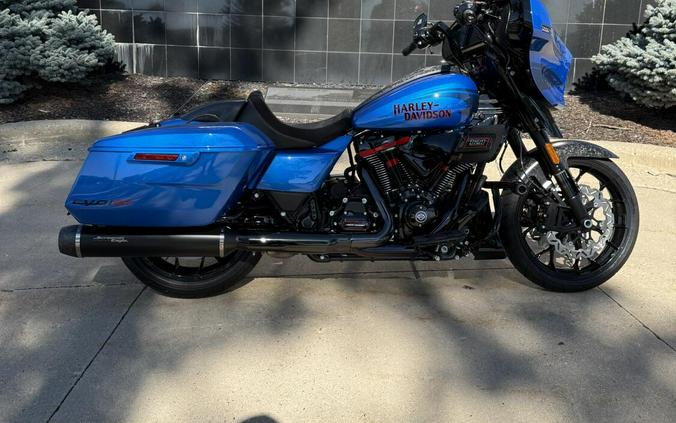 2026 Harley-Davidson® CVO Street Glide ST Electric Coast