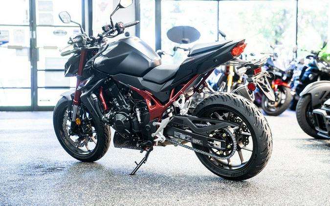2026 Honda CB750 Hornet E-Clutch