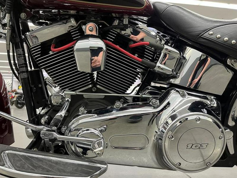 2015 Harley-Davidson® FLSTC - Heritage Softail® Classic