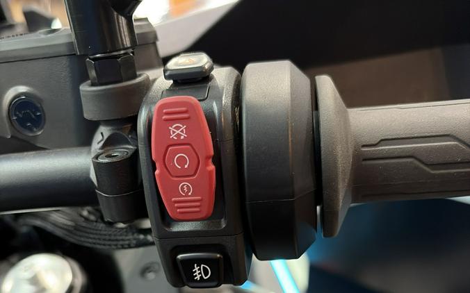 2025 CFMOTO Ibex 800 E