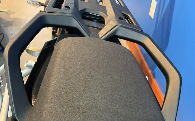 2025 CFMOTO Ibex 800 E