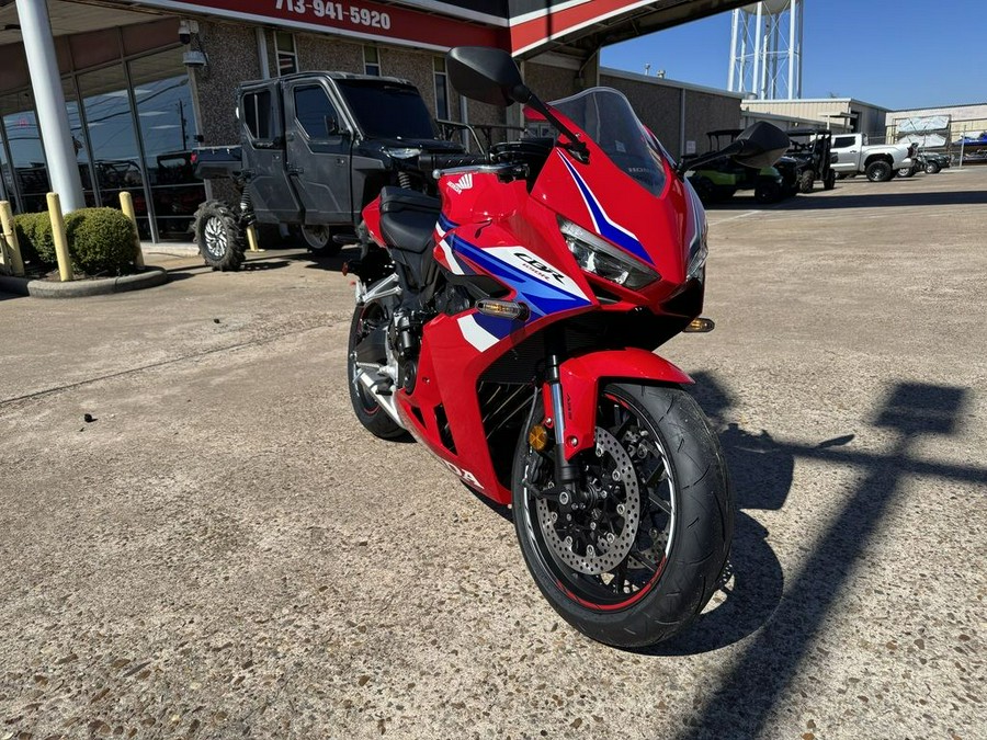 2026 Honda® CBR650R E-Clutch