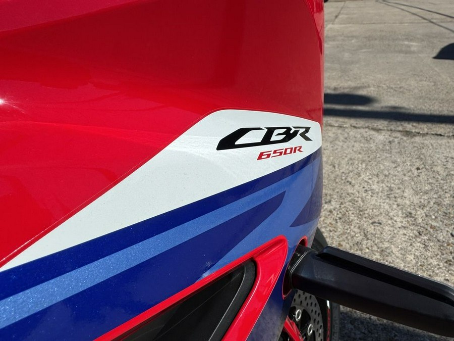 2026 Honda® CBR650R E-Clutch