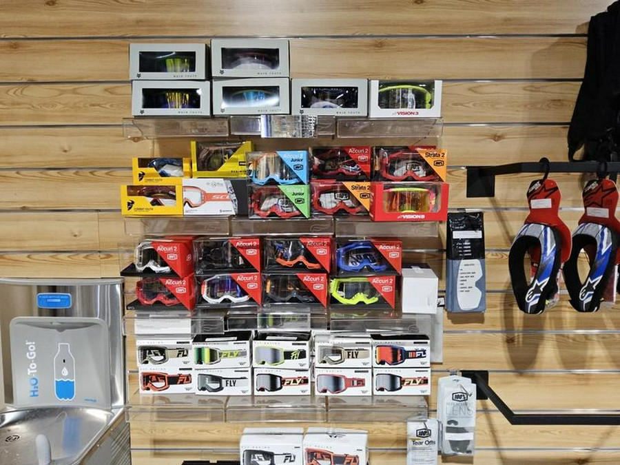 2026 Can-Am® Commander DPS 700