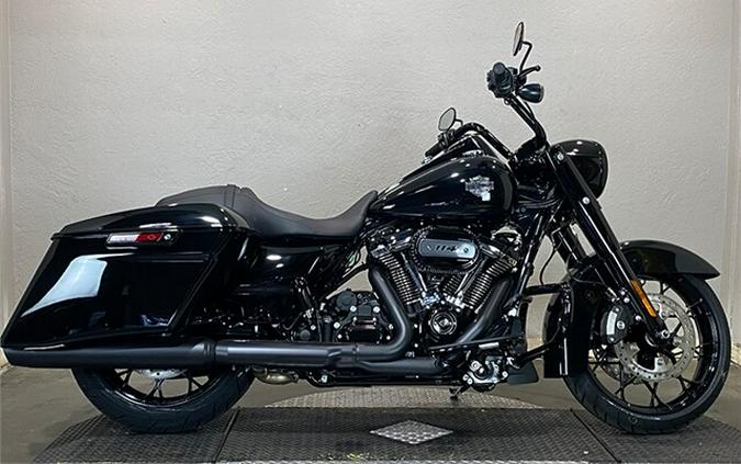 2023 Harley-Davidson Road King Special Vivid Black