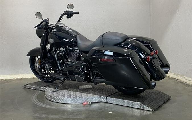 2023 Harley-Davidson Road King Special Vivid Black