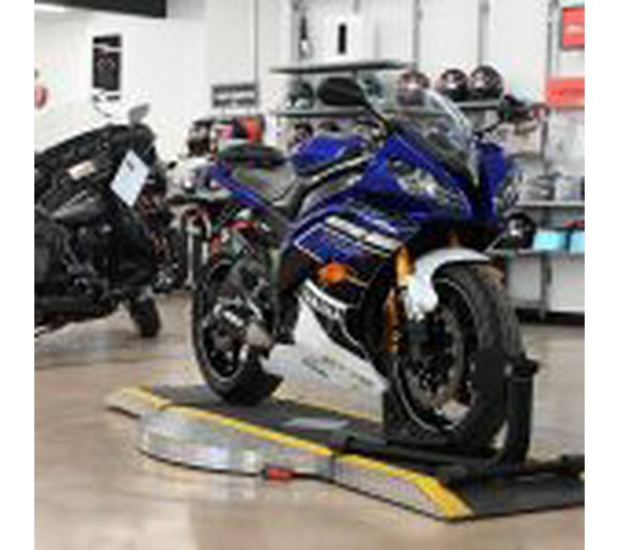 2013 Yamaha R6