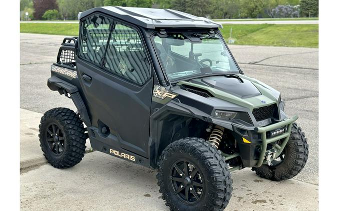 2021 Polaris Industries GENERAL XP 1000 Pursuit Edition Stealth Black