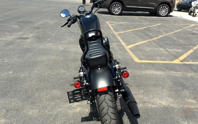 2017 Harley-Davidson Sportster IRON 883