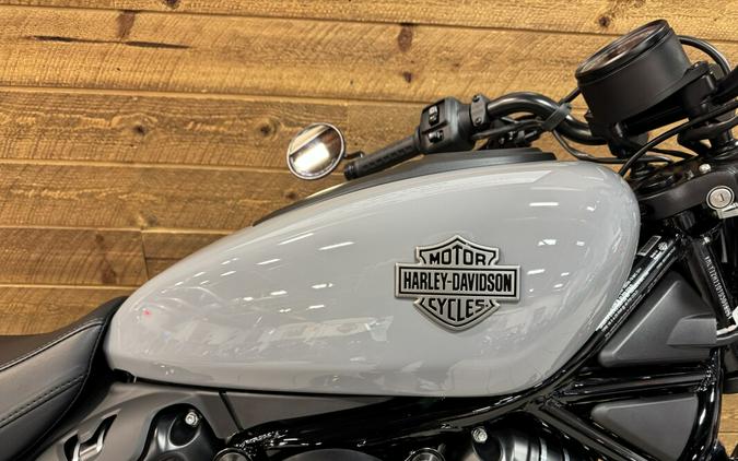 2026 Harley-Davidson® Nightster® Dark Billiard Gray Black Trim RH975