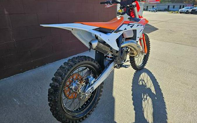 2023 KTM 125 XC