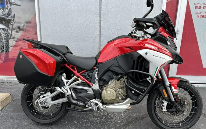 2021 Ducati Multistrada V4S Ducati Red / Spoked Wheels