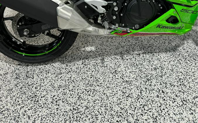 2024 Kawasaki Ninja 500 KRT Edition