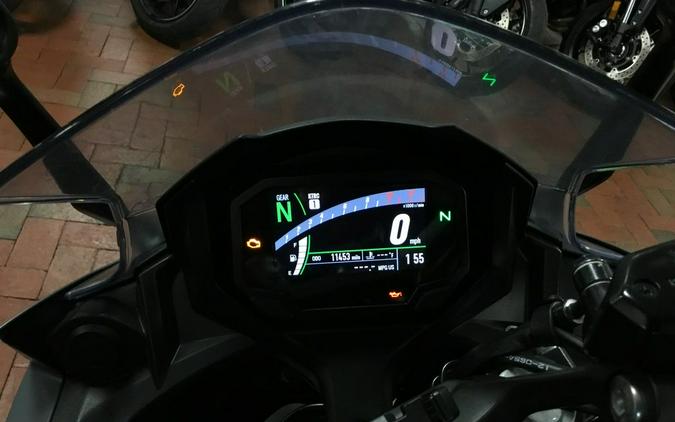 2024 Kawasaki Ninja® 650 Metallic Matte Dark Gray/Metallic Spark Black