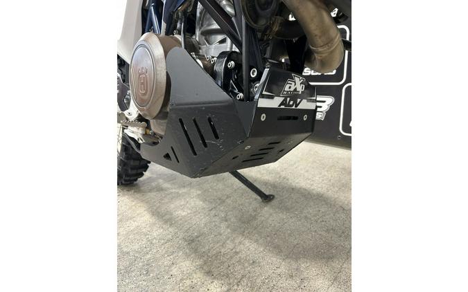 2021 Husqvarna Motorcycles 701 ENDURO