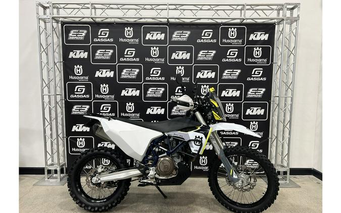 2021 Husqvarna Motorcycles 701 ENDURO