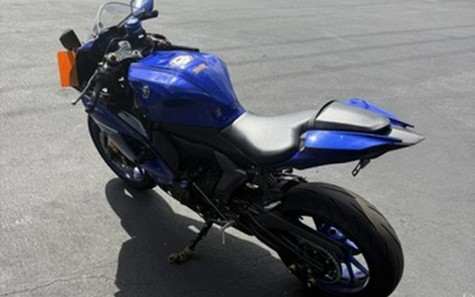 2025 Yamaha YZF R7