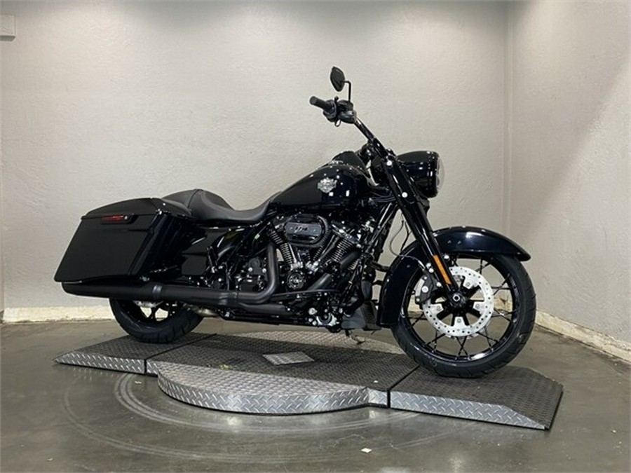 2023 Harley-Davidson Road King Special Vivid Black