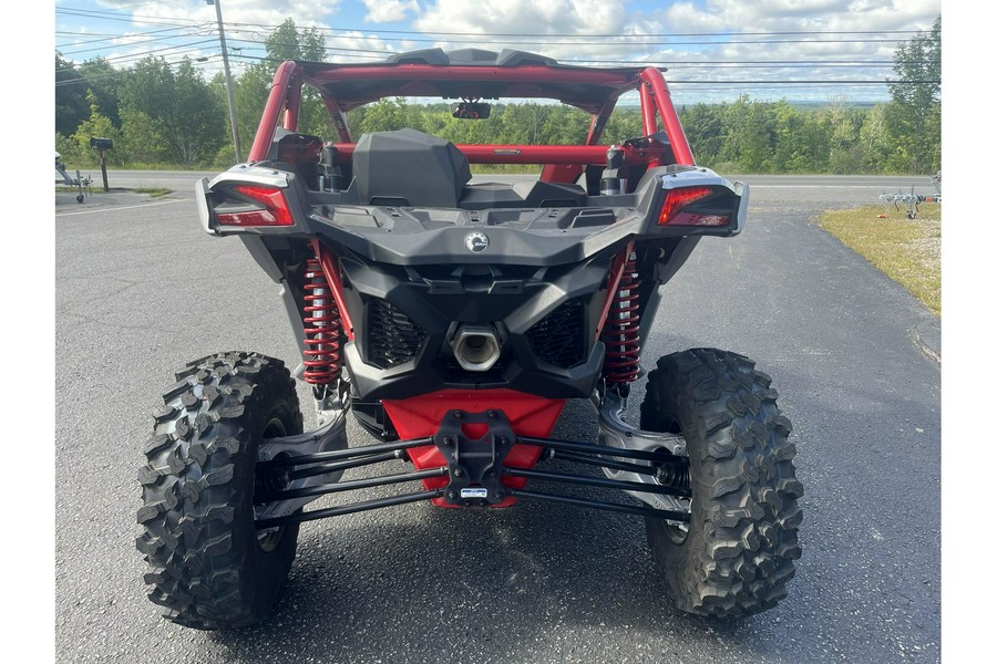 2024 Can-Am Maverick X3 X DS Turbo RR Red & Silver