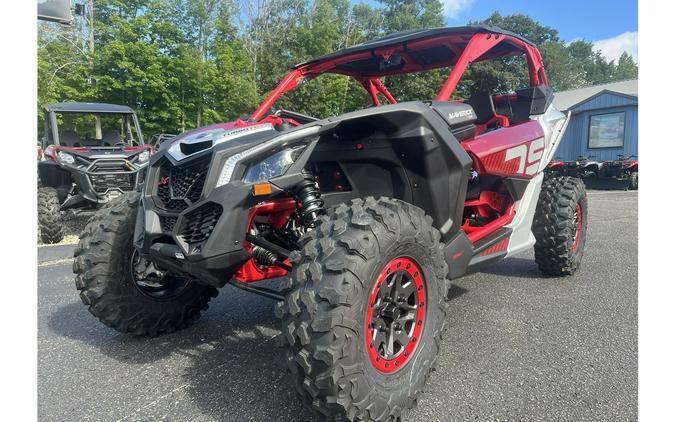 2024 Can-Am Maverick X3 X DS Turbo RR Red & Silver