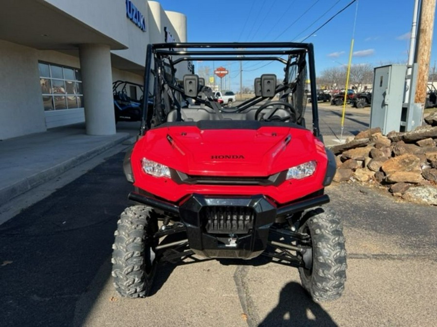 2024 Honda Pioneer 1000-6 Deluxe Crew