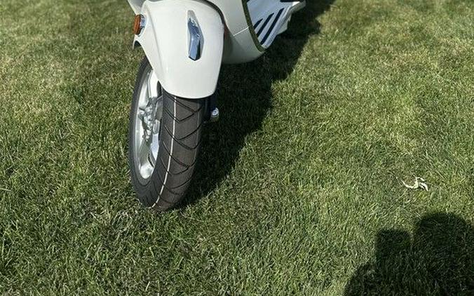 2025 Vespa Primavera 150