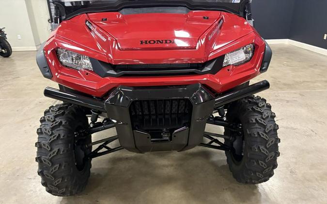 2025 Honda Pioneer 1000-6 Deluxe Crew