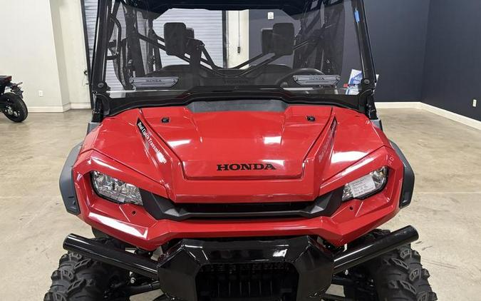 2025 Honda Pioneer 1000-6 Deluxe Crew