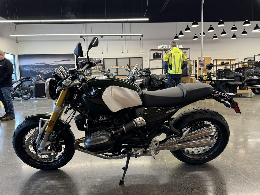 2025 BMW R 12 nineT - SAN REMO GREEN METALLIC